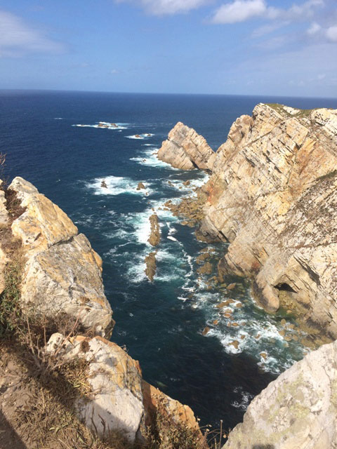 La Peña La Gavierona, icono característico de Cabo Peñas