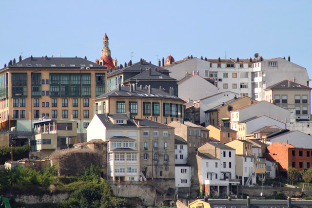Ribadeo, una de las tres bajadas al puerto
