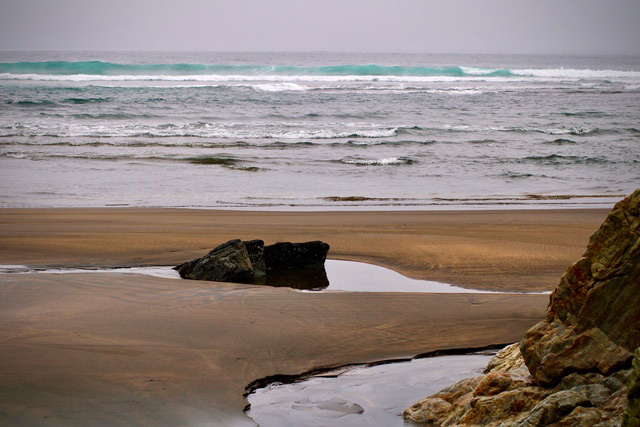Pozas en la playa de Barayo