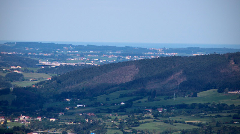 Barrio de Avilés desde el Pico el Sol en Gijón