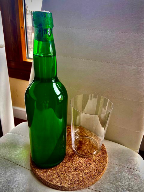 Sidra natural para acompañar la fabada asturiana