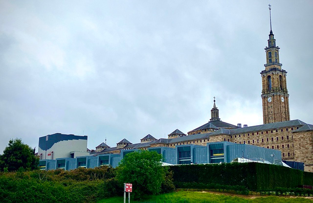 laboratorio de prototipos de la multinacional Thyssenkrupp en laboral ciudad de la cultura en Gijón