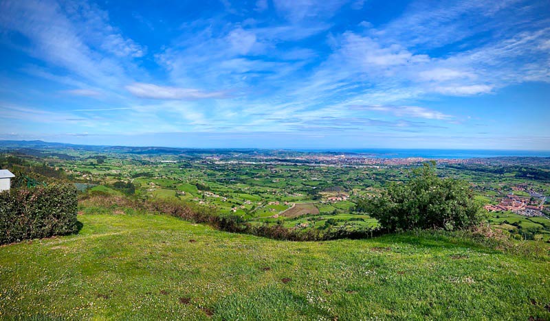 Vista de Gijón desde el Pico el Sol