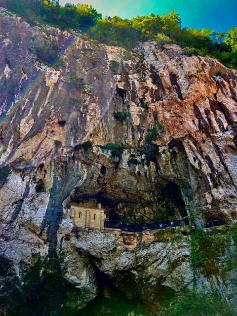 Cueva de Covadonga