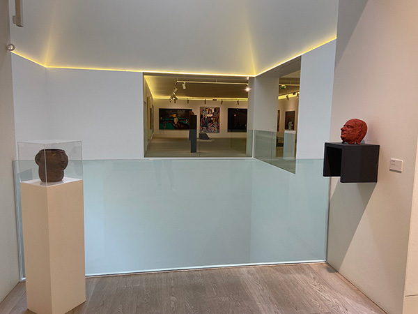 Esculturas en el museo de bellas artes de Asturias