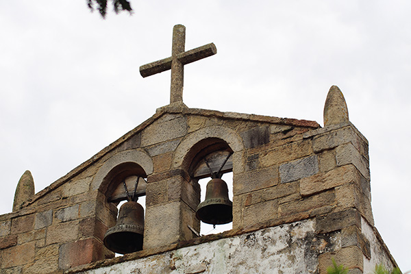 Campanario de la iglesia de Baldornón