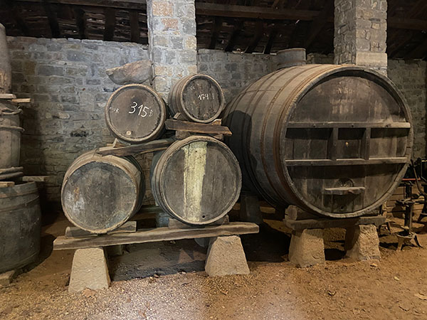 Llagar de sidra natural en el museo del pueblo de Asturias en Gijón