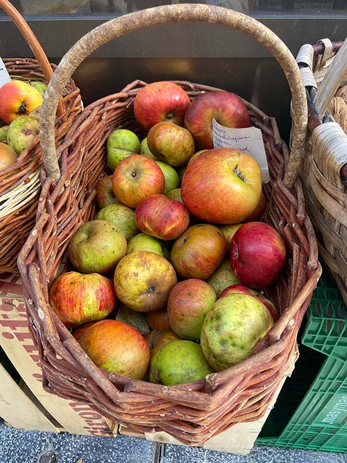 Manzana de sidra a la venta para consumo doméstico