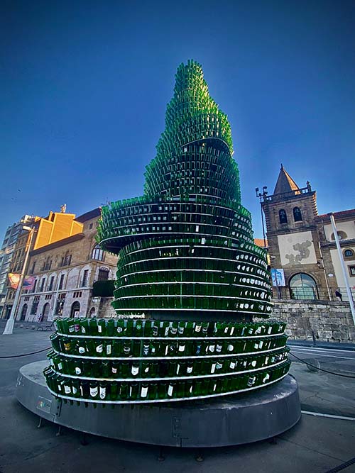 El árbol de la sidra en Gijón