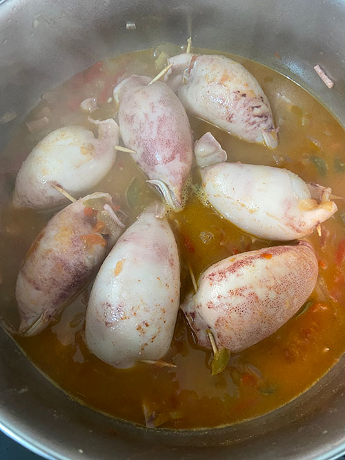 Guisando los potarros rellenos