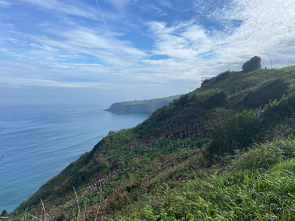 Senda litoral, ascenso al mirador de Peñarrubia