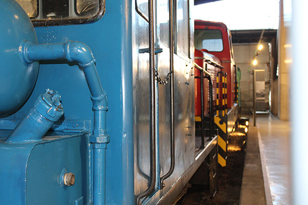 Zona de andenes y playa de vías en el museo del ferrocarril en Gijón
