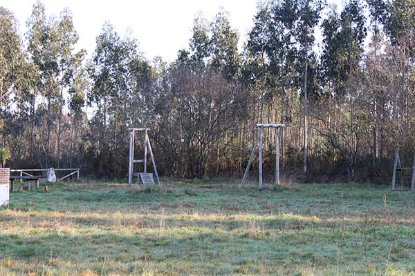 zona de columpios en el área recreativa de monte Areo en Asturias