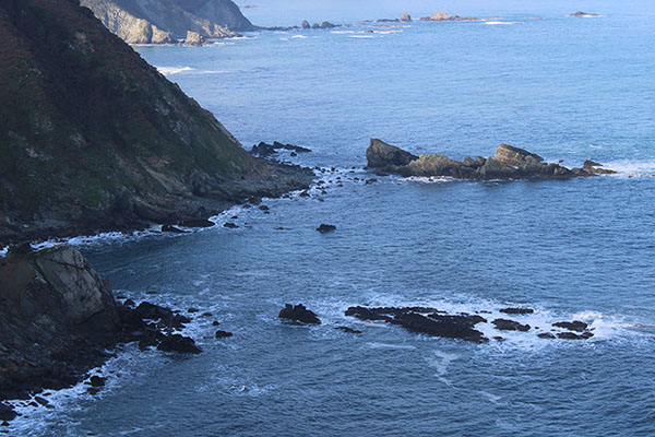 Bonita vista desde el mirador del Espíritu Santo en la senda de los Miradores en Asturias