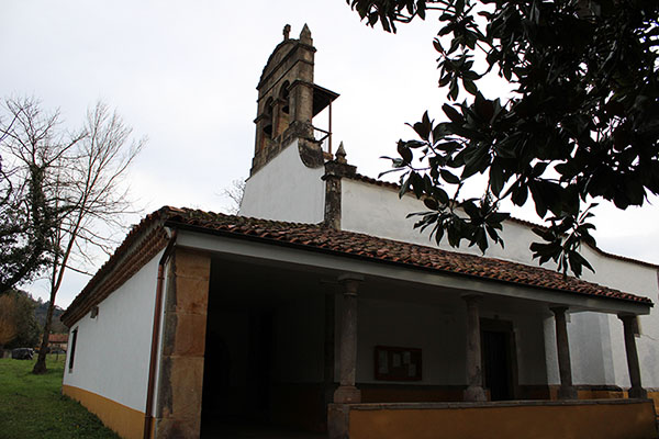 Iglesia parroquial de Grases dedicada a San Vicente