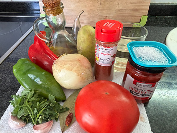 Resto de ingredientes para el marmitako de bonito