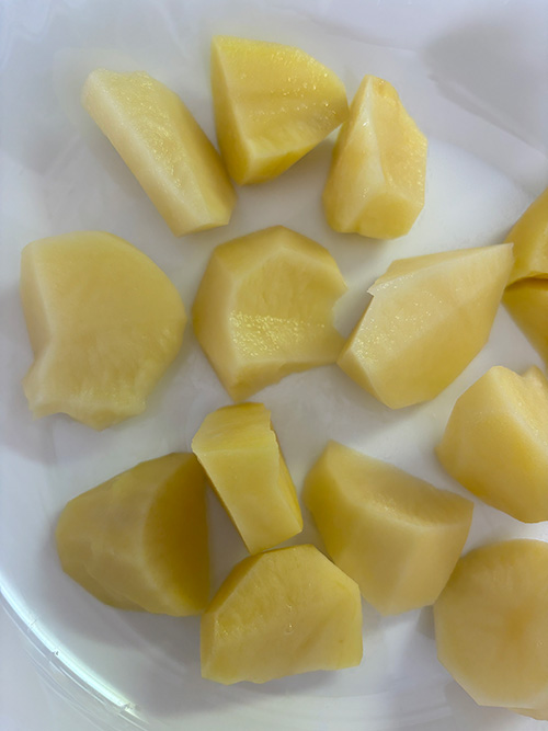 Patatas troceadas para el marmitako