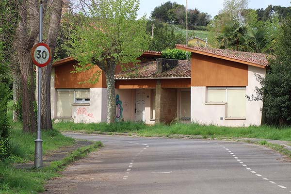 Chalets en Perlora ciudad de vacaciones