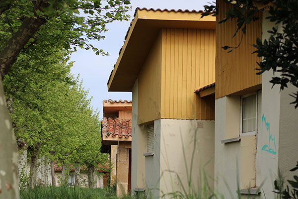 Chalets en Perlora ciudad de vacaciones