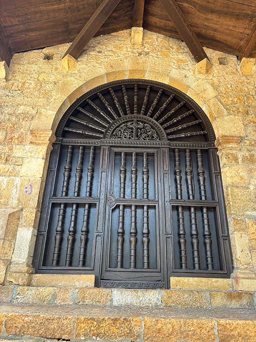 Ermita de Santa Cruz en Cangas de Onís en Asturias