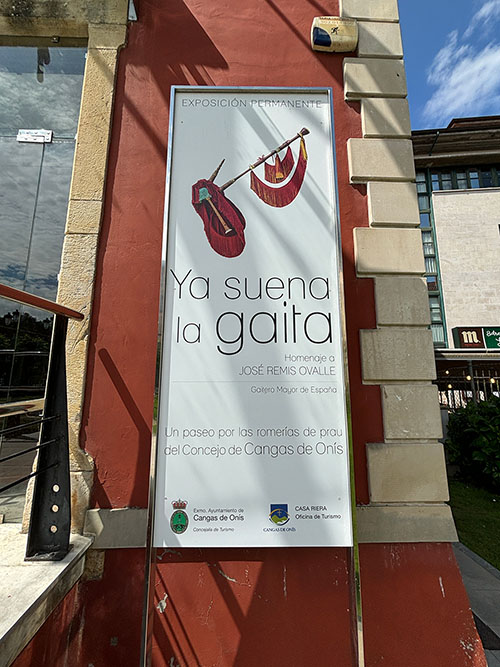 Exposiciones en la casa Riera en Cangas de Onís en Asturias