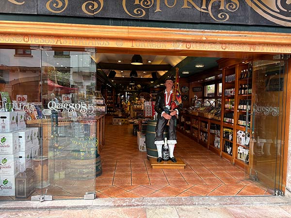 Paseando por Cangas de Onís en Asturias