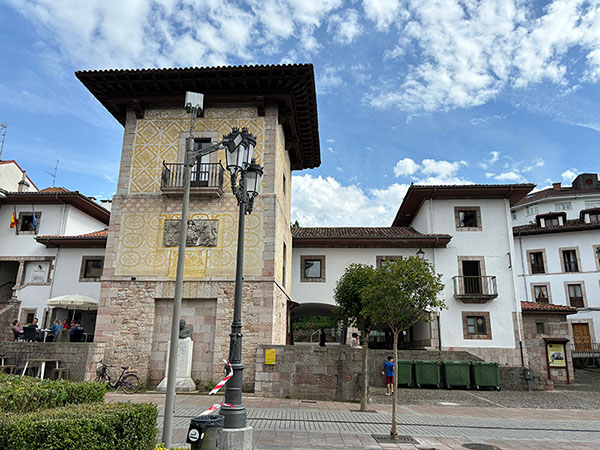 palacio Pintu en Cangas de Onís