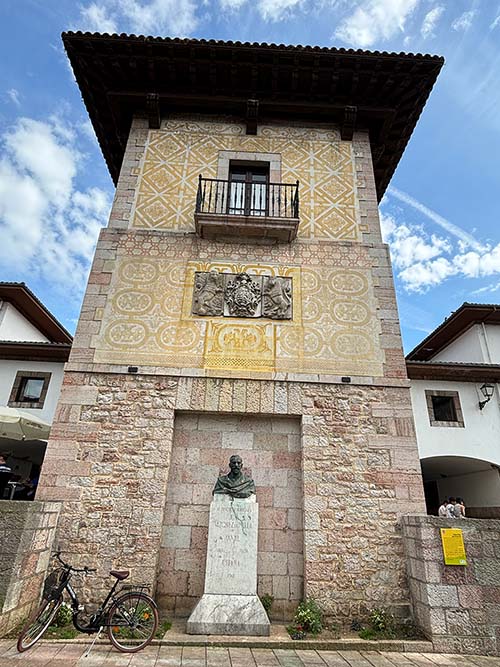 Palacio Pintu en Cangas de Onís