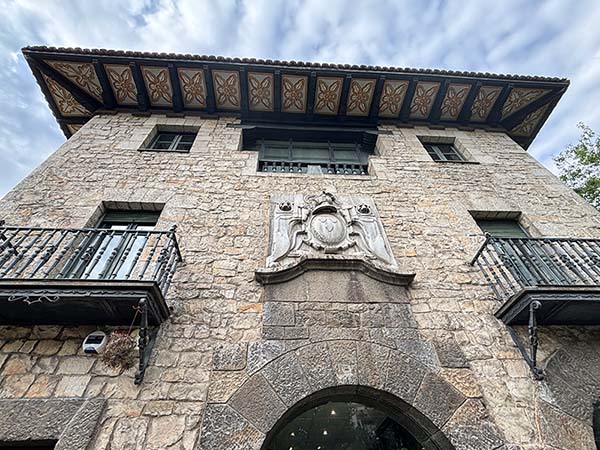 Casa Dago, oficina administrativa del parque natural de los Picos de Europa