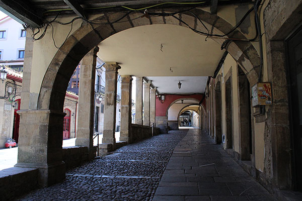 Soportales de Galiana en Avilés