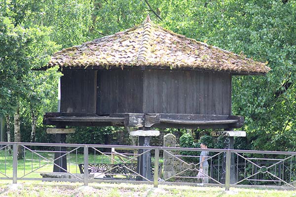 Parque de la casa Riera en Cangas de Onís en Asturias