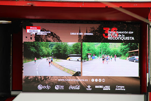 Prueba deportiva media maratón Ruta de la Reconquista en Cangas de Onís