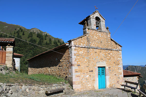 Iglesia de Bandujo en Asturias