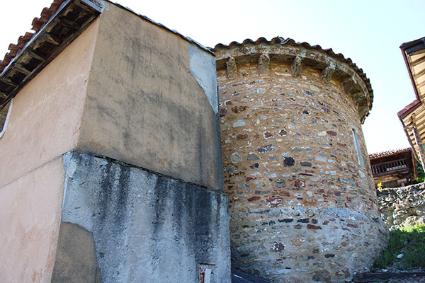Iglesia de Bandujo en Asturias