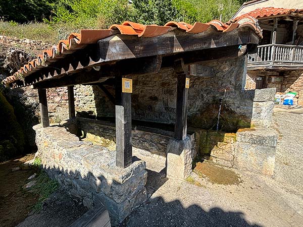 Lavadero comunal en Bandujo en Asturias