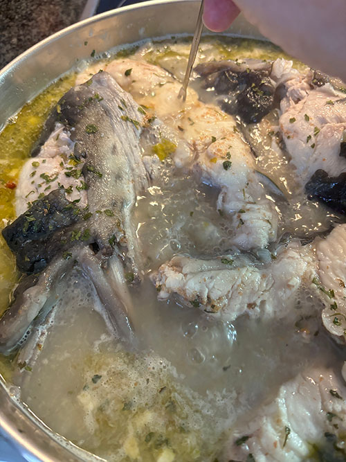 Congrio en salsa verde