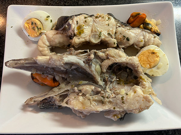 Congrio en salsa verde, resultado final
