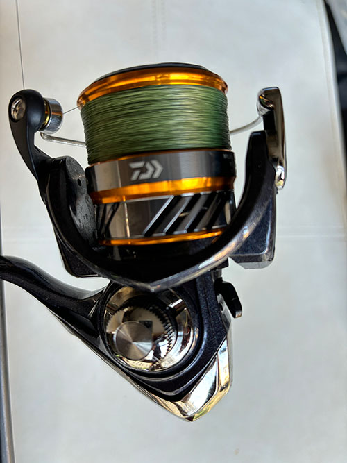Carrete para la pesca del calamar y la sepia