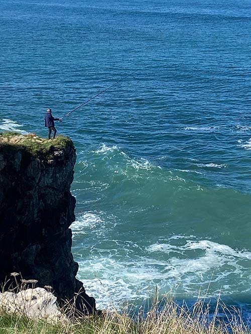 Pescando al borde del abismo