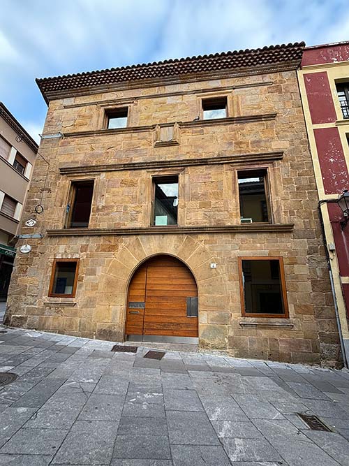 Casa de los Ramírez de Jove en Gijón