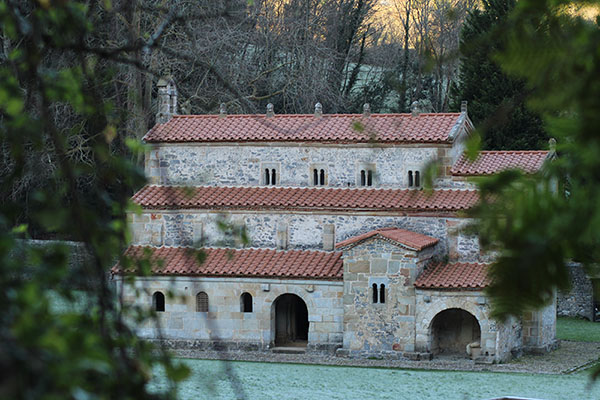 Iglesia de San Salvador de Valdediós en Asturias