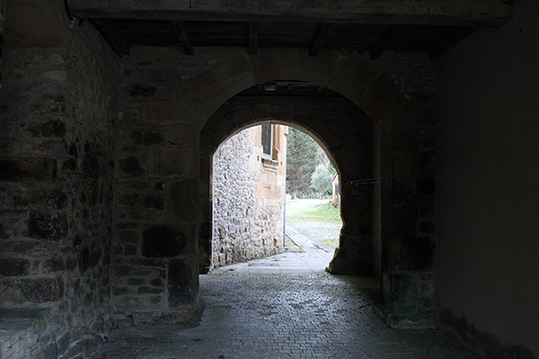 Dependencias conventuales en el monasterio de Valdediós en Asturias