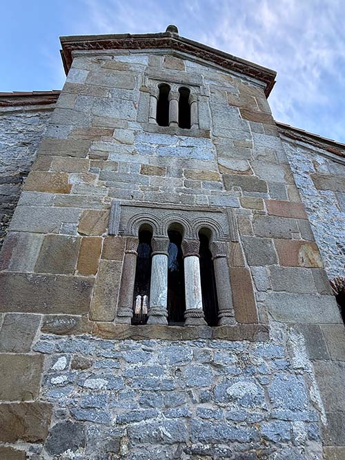 Iglesia de San Salvador de Valdediós en Asturias