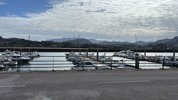 Puerto deportivo de El Puntal en Villaviciosa