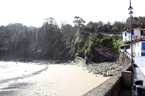 Playa de Tazones en Villaviciosa en Asturias