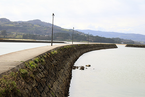 Dársena de El Puntal en Villaviciosa en Asturias