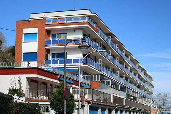 Edificio de apartamentos en el Puntal en Villaviciosa en Asturias