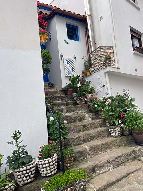 Pueblo pesquero de Tazones en Villaviciosa en Asturias