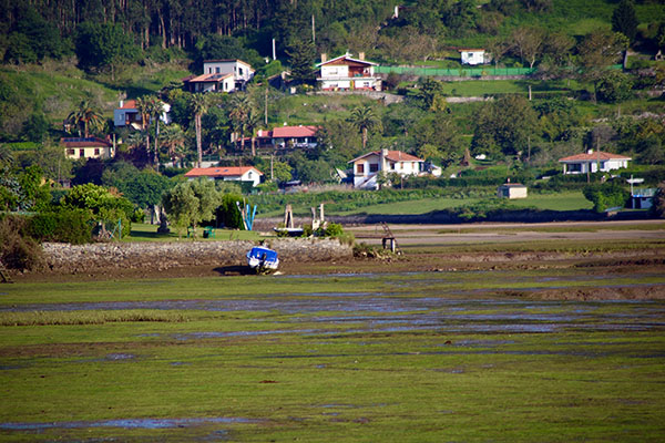 San Martín del Mar en la ría de Villaviciosa en Asturias