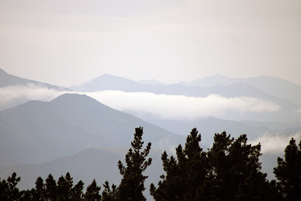 Vistas del parque natural de los Picos de Europa vistos desde el mirador del Fito en la cordillera del Sueve en Asturias